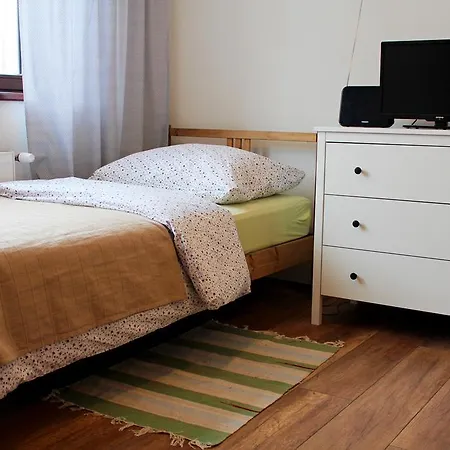 Polianka Apartment *